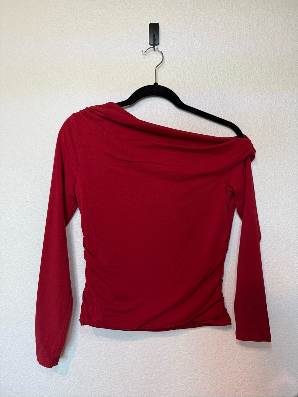 Abercrombie & Fitch Off-Shoulder Long Sleeve Top - Deep Red